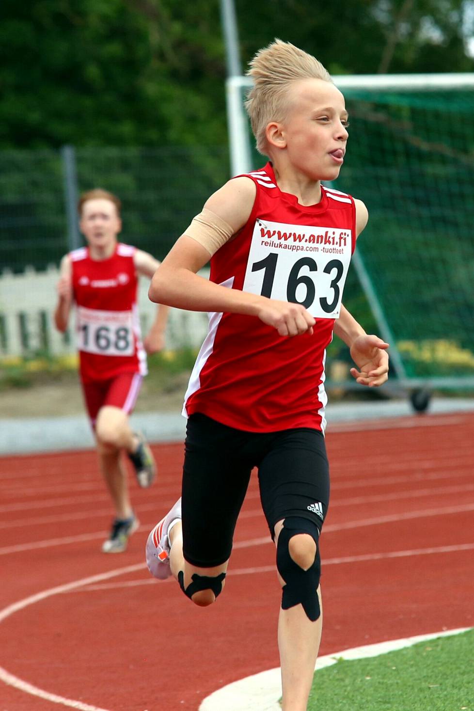 The athletically gifted Antti Sainio also played basketball and football as a child, in addition to athletics.