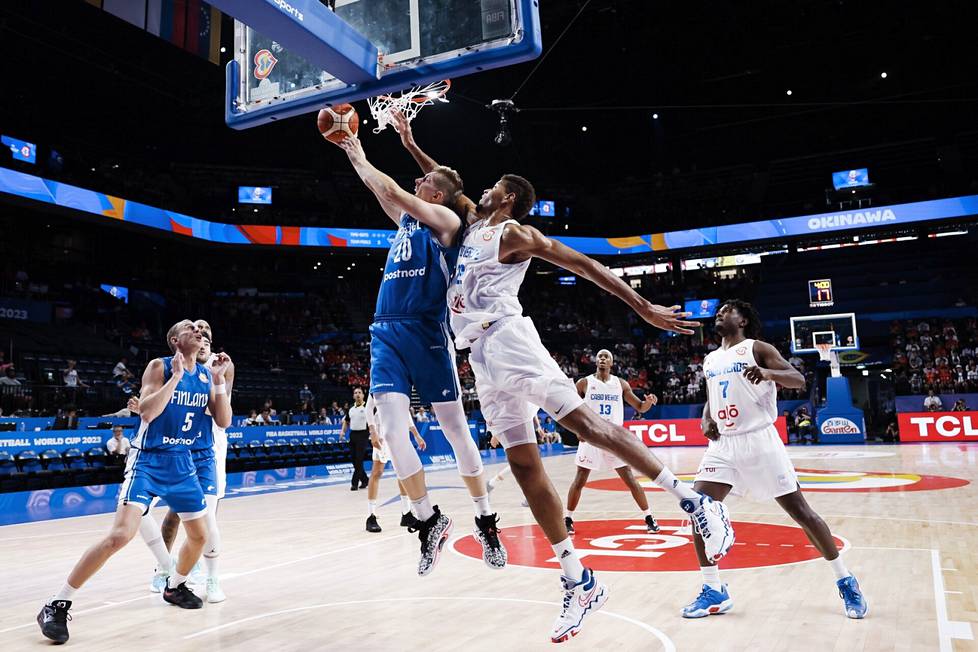 Cape Verde fought, but could not match Finland's improved team play.  Alexander Madsen fought the 221-centimeter Walter 