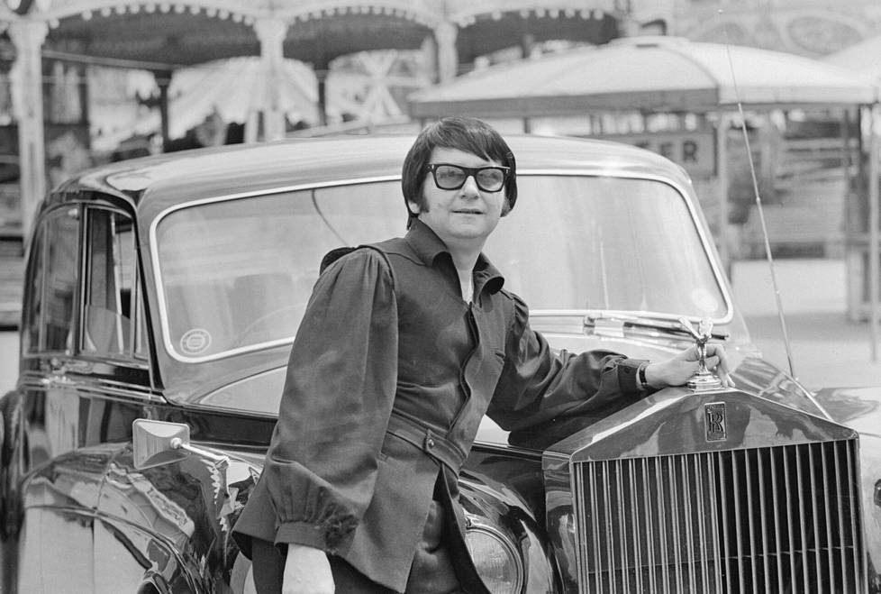 Roy Orbison luottaa Rolls Royceen.