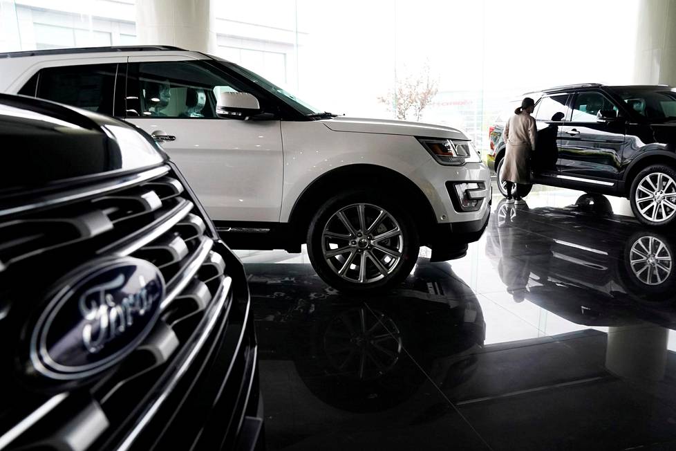 Autokauppa on hiljentynyt Kiinassa merkittävästi. Marraskuussa uusia autoja myytiin 14 prosenttia vähemmän kuin vuotta aiemmin.