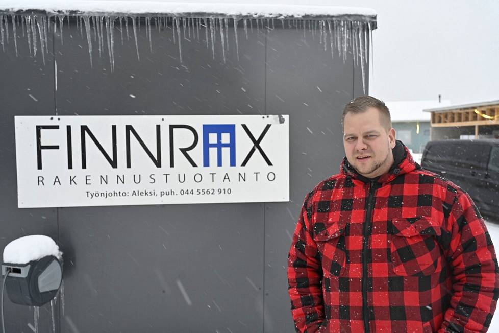 Salolaisen rakennusyhtiö Finnraxin toimitusjohtaja Aleksi Burtsov huomasi muutama viik­ko sitten, että hänen yrityksensä hallituksen puheenjohtaja oli yhtäkkiä vaihtunut. 