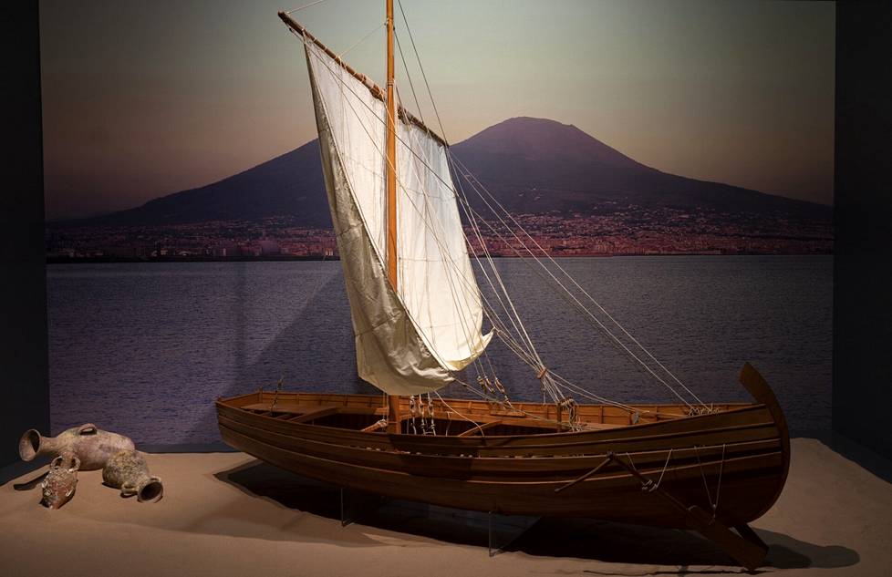 Roomalaisen horeia-laivan malli.