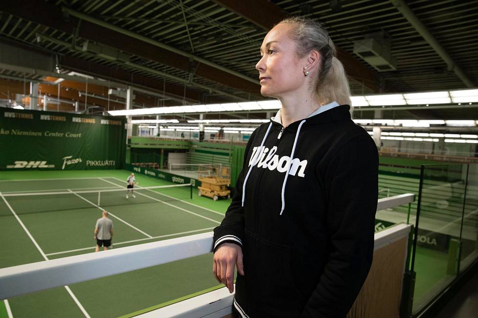 Tennispelaaja Emma Laine kertoi Talissa uransa lopettamispäätöksestä.