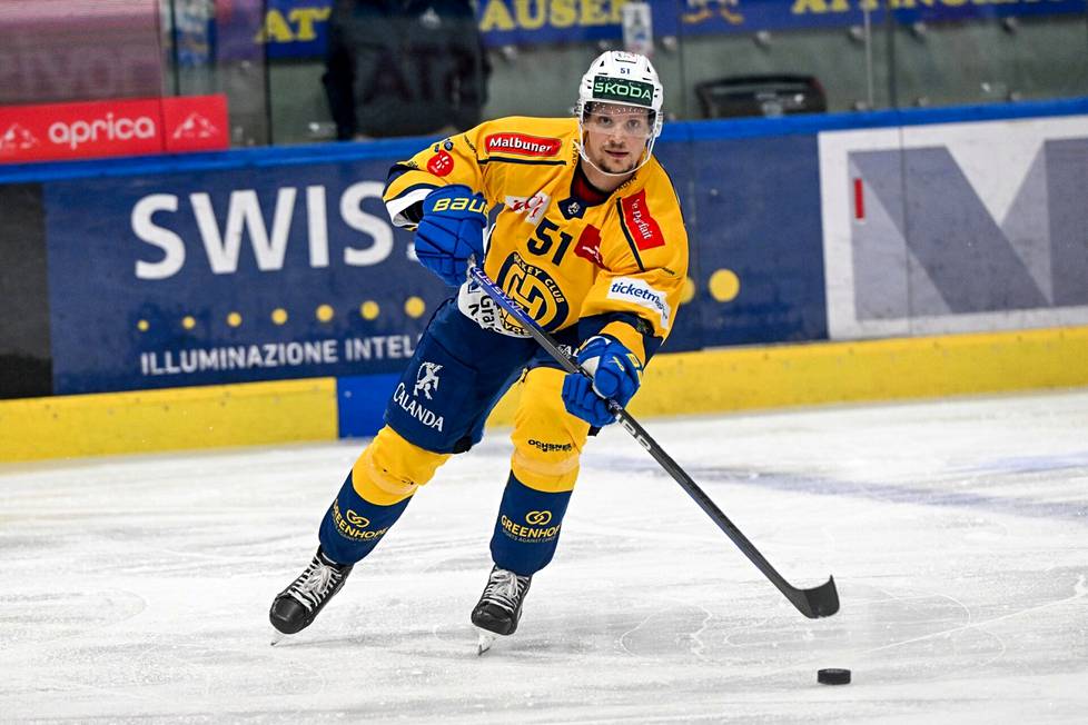 Kristian Näkyvä is Davos' top scorer with 2+10=12 in 20 matches.