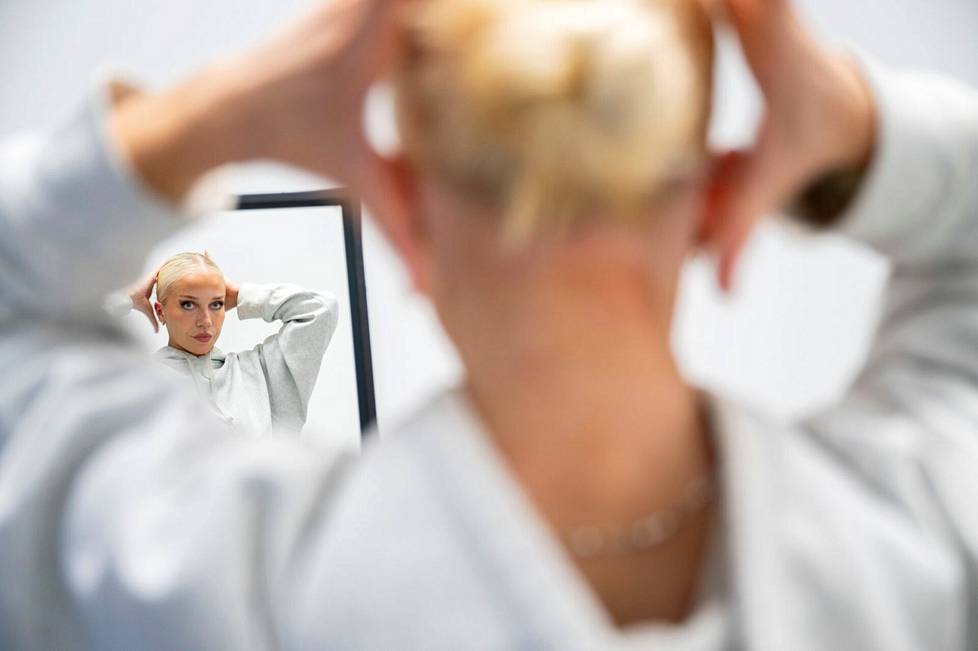 This summer's gig hairstyle is a low bun.  According to Raittinen, last year's hairstyle required 