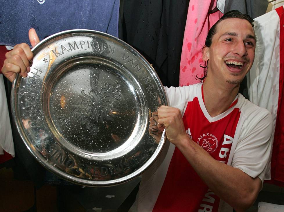 Mestarina Ajaxissa 2004.