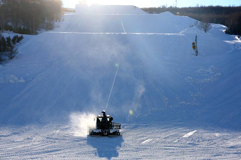 The slope machine leveled the Olympic snowboard slope on Saturday.