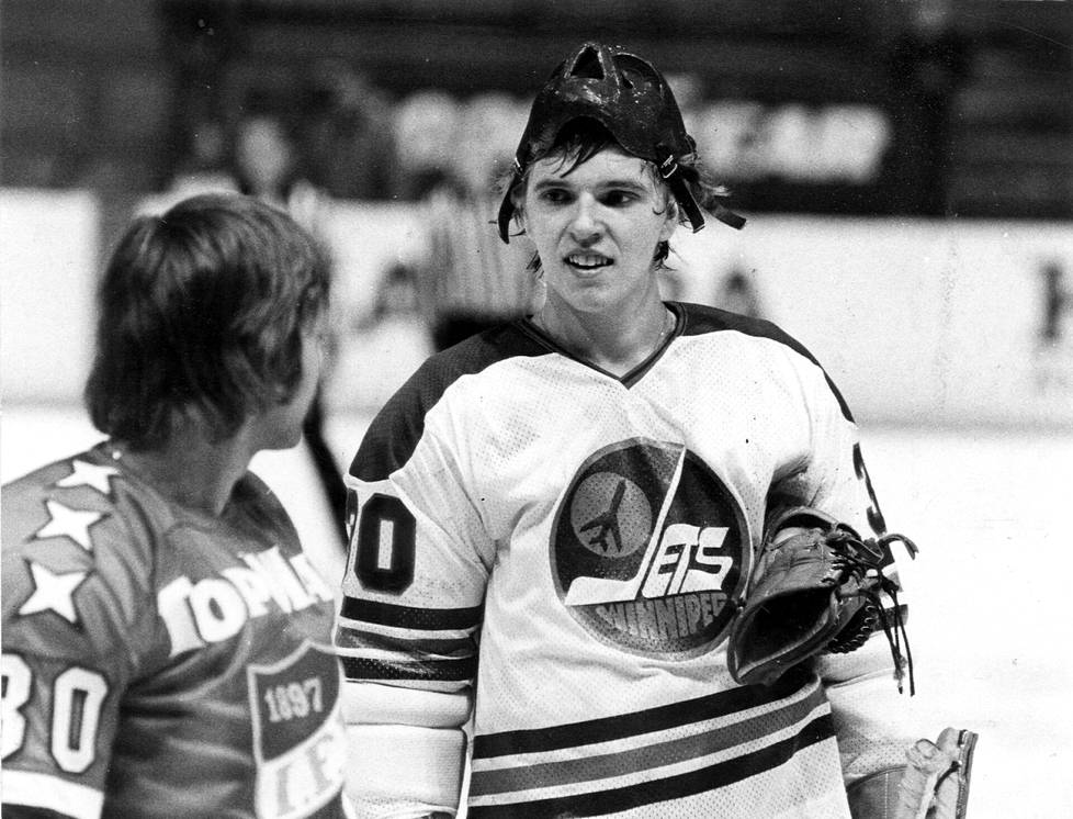 Markus Mattssonin Jetsin riveissä Winnipegin vieraillessa Suomessa vuonna 1977.