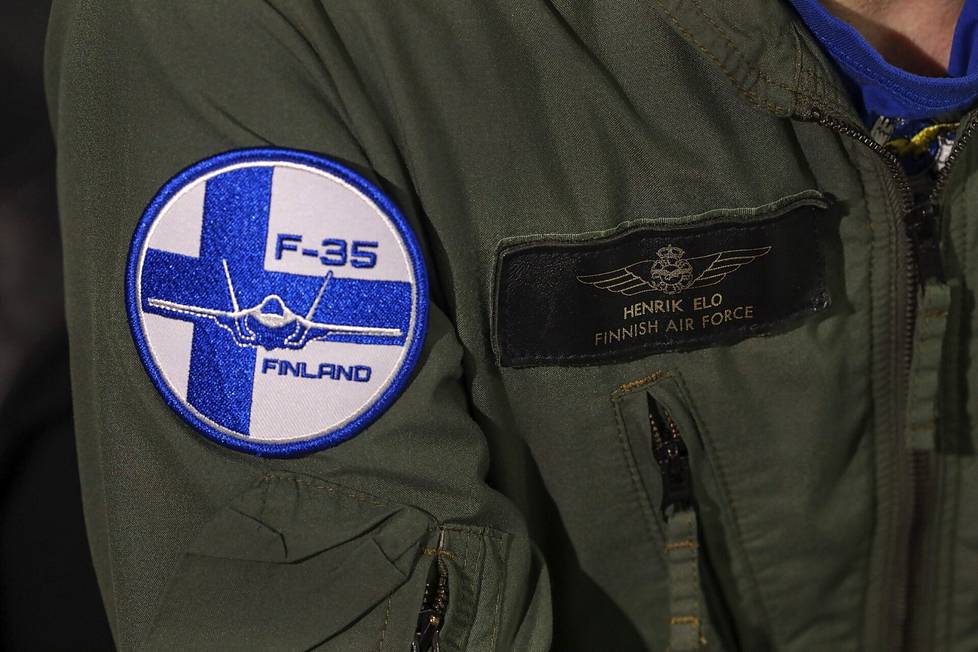 F-35-hankkeessa mukana olevat saavat käyttää tällaista hihamerkkiä. 