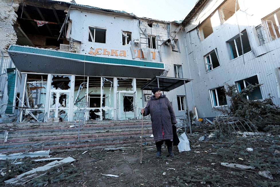 Venäjän iskujen tuhoama sairaala Volnovakhassa Donetskin alueella Itä-Ukrainassa.