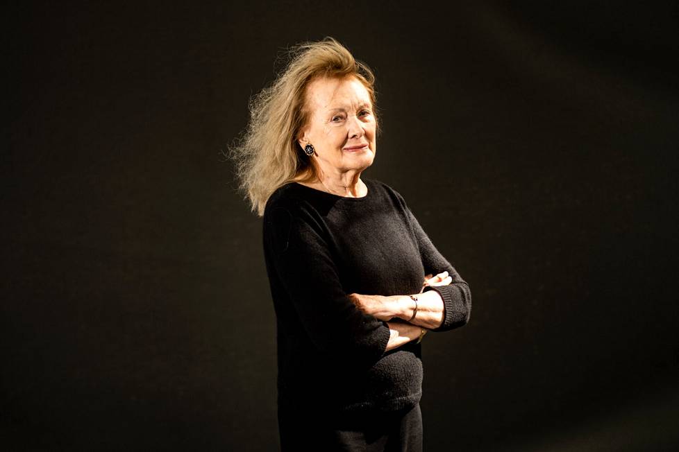 Ranskalaiskirjailija Annie Ernaux kuvattuna Edinburghin kansainvälisillä kirjafestivaaleilla elokuussa 2019. 