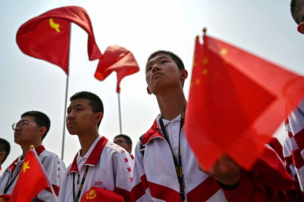 Kiinalaisnuoret juhlivat tänä kesänä kommunistisen puolueen 100 vuoden taivalta.