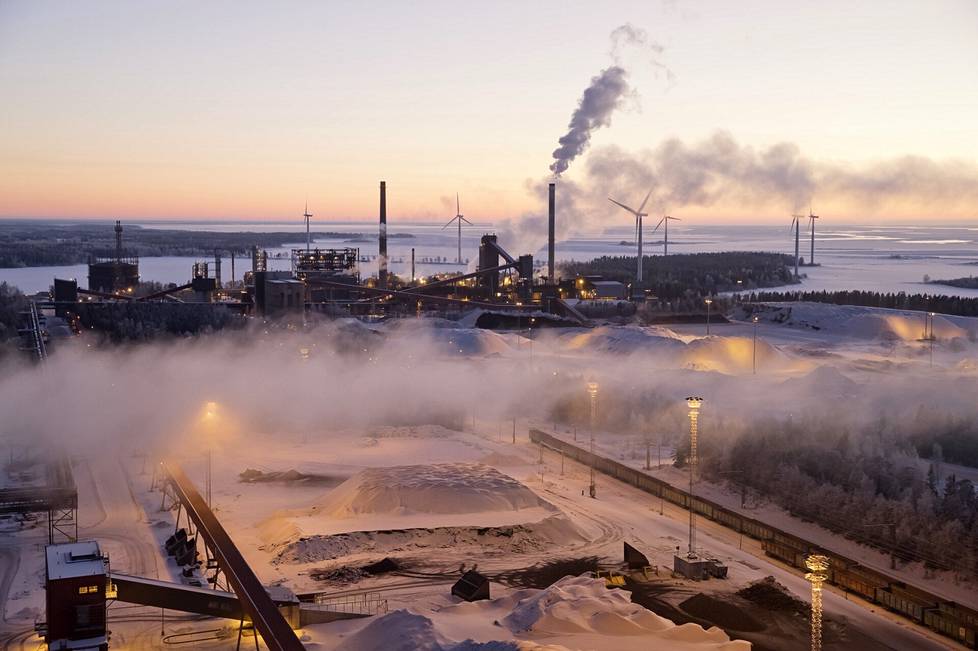 SSAB:n Raahen-tehdas on Suomen suurin yksittäinen päästölähde. Sen päästöt voivat laskea merkittävästi 2030-luvulla, jos SSAB:n aikeet fossiilittoman teräksen valmistamiseksi etenevät suunnitellusti.