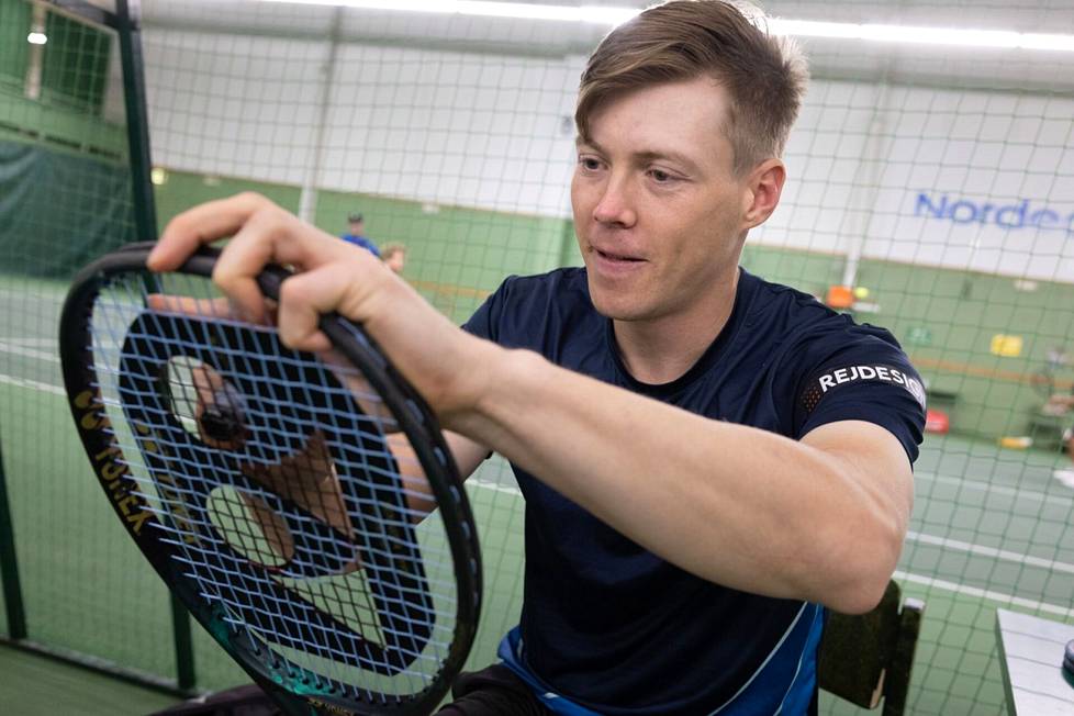 Harri Heliövaara harjoitteli Helsingissä Talin tenniskeskuksessa viime vuoden lokakuussa. 