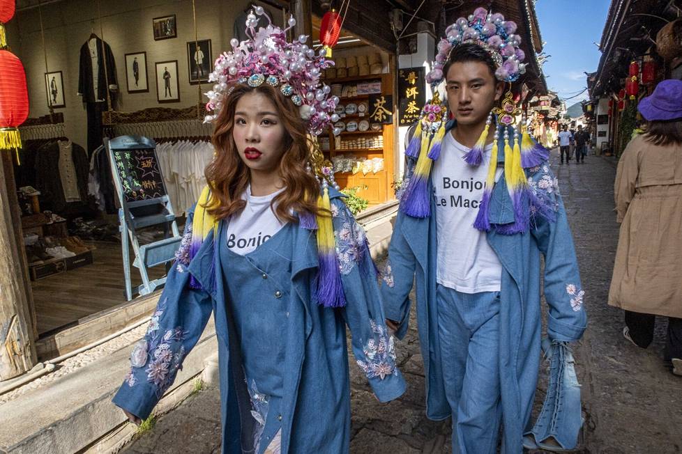 Seurustelevat pariskunnat pukeutuvat Kiinassa usein samoin, varsinkin matkoilla. 