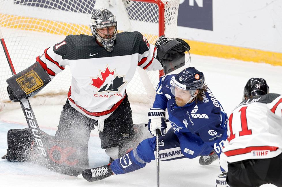 Markus Granlund vauhdissa Euro Hockey Tourin ottelussa Kanadaa vastaan viime joulukuussa Moskovassa.