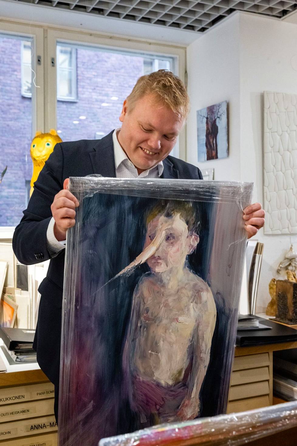 Antti Kurvinen vieraili marraskuun alkupuolella taidelainaamossa Helsingissä. 