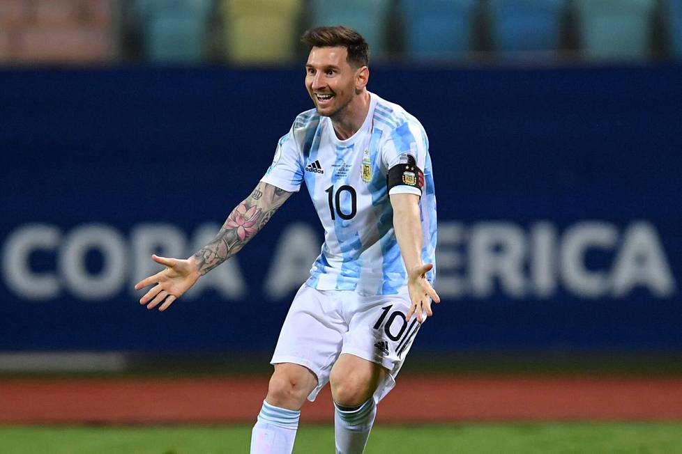 Jalkapallon miesten MM-kisat pelataan Qatarissa marras- ja joulukuussa. Argentiinan kapteeni Lionel Messi juhli maalia Copa America -turnauksessa viime heinäkuussa.