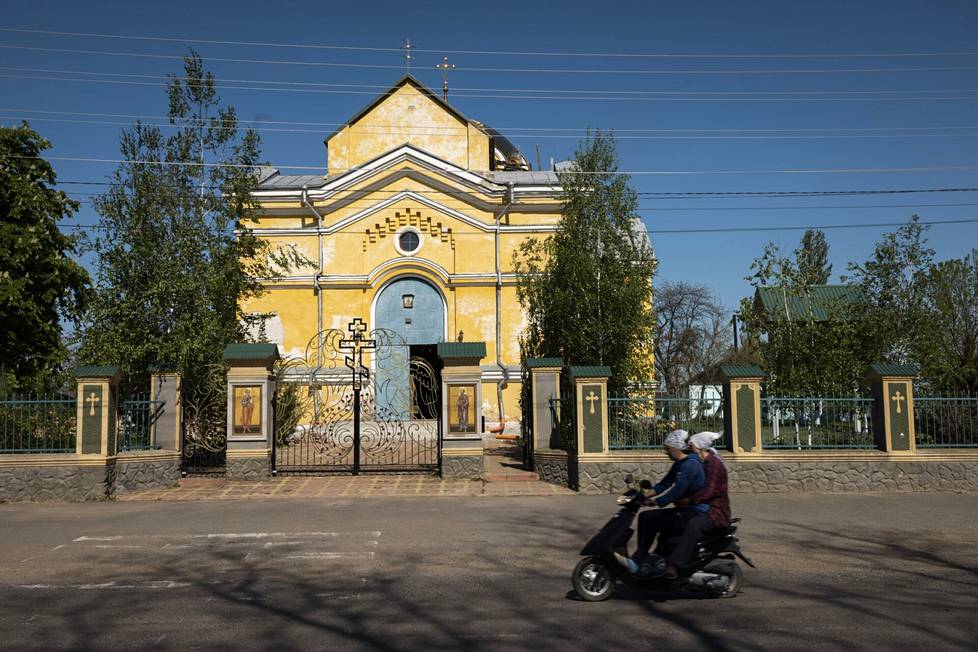 Jaskin kylä sijaitsee alle kymmenen kilometrin päässä Transnistrian rajalta, jonka takana on venäläisiä sotilaita.