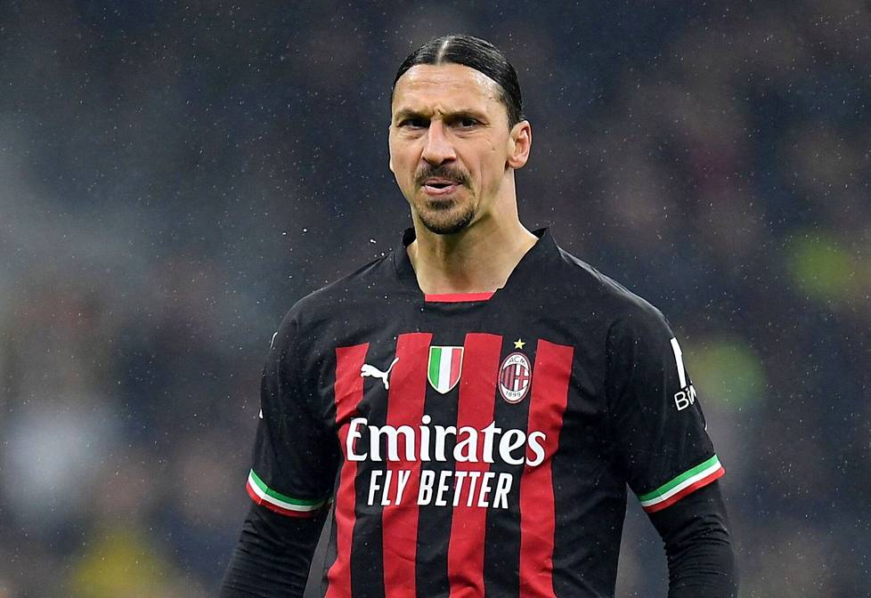 Milanin 41-vuotias Zlatan ottelussa Salernitanaa vastaan 13. maaliskuuta 2023.