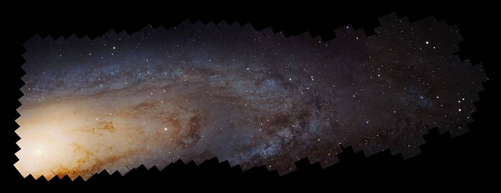 Andromedan galaksi M31 on Linnunradan lähin naapuri. Se on noin 2,5 miljoonan valovuoden päässä.