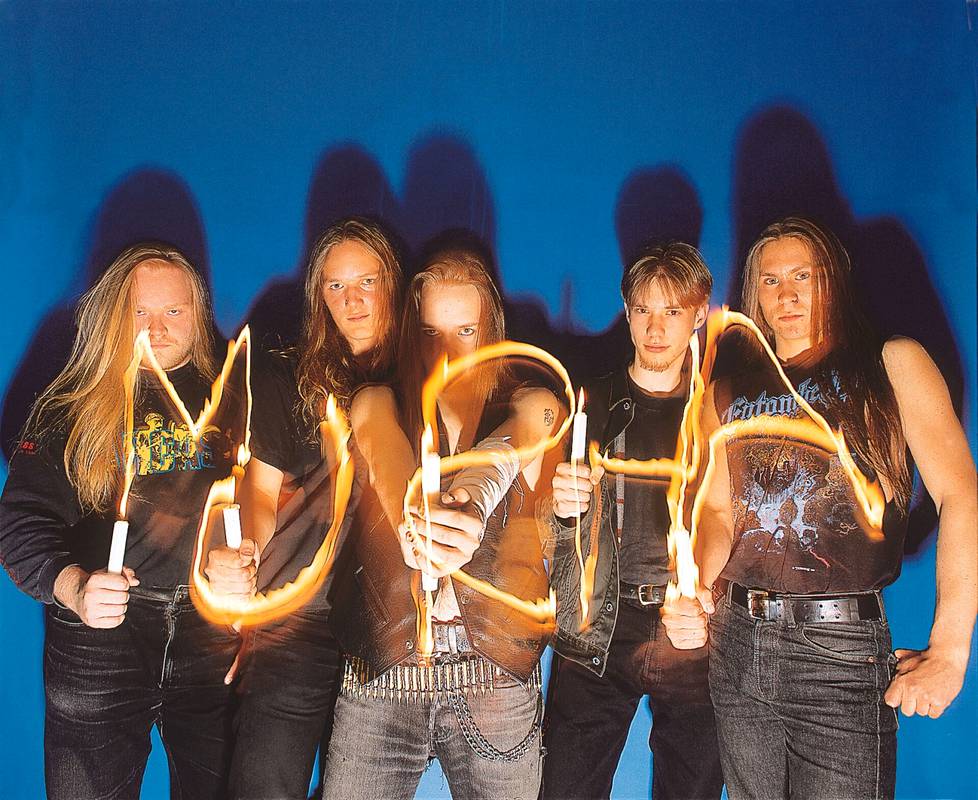 Children of Bodom in 1998, with the band’s original backup guitarist Alexander Kuoppala on the left.