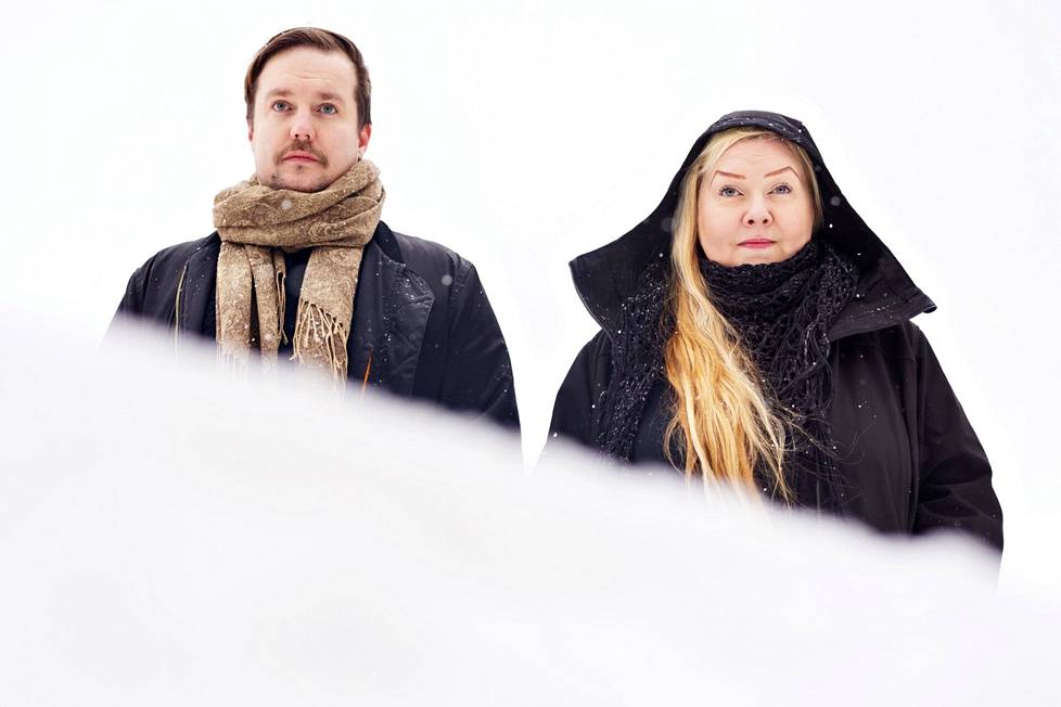 Muusikko Väinö Wallenius ja ohjaaja Sanna Paula Mäkelä ovat halunneet tuoda Lumen taju -musikaaliin unenomaista ja mystistä tunnelmaa. 
