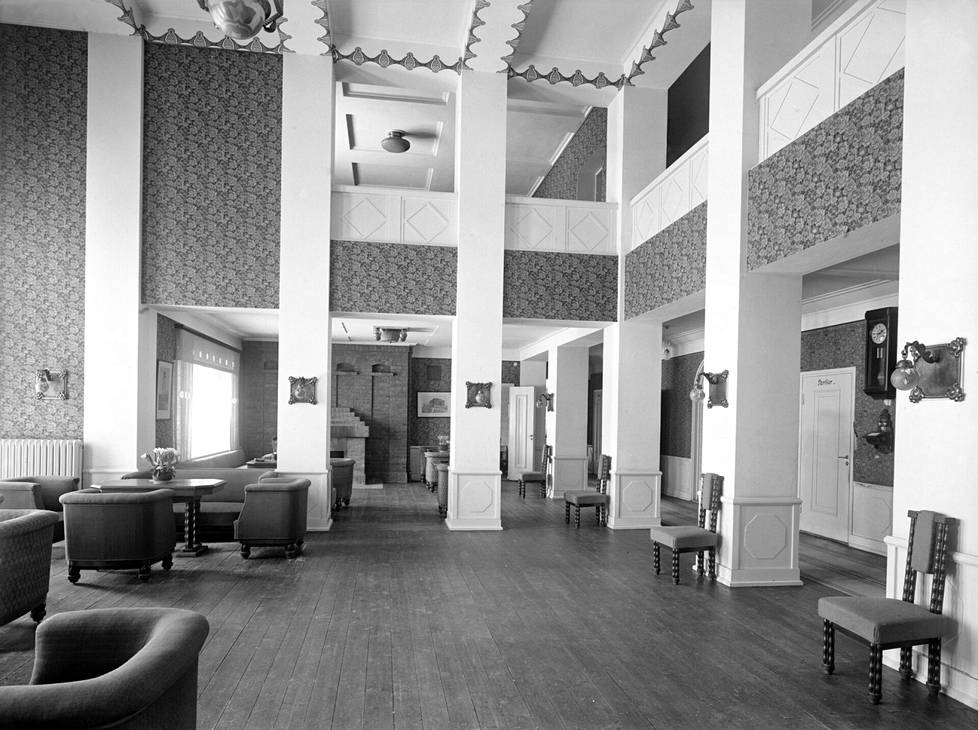 Munkkiniemen pensionaatin aula alkuperäisessä asussaan 1920-luvulla.