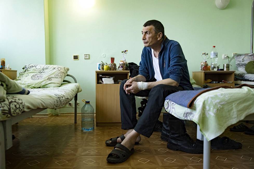 Марат Сулейманов получил лёгкую черепно-мозговую травму от разрыва гранаты. ФОТО: МИКА РАНТА / HS