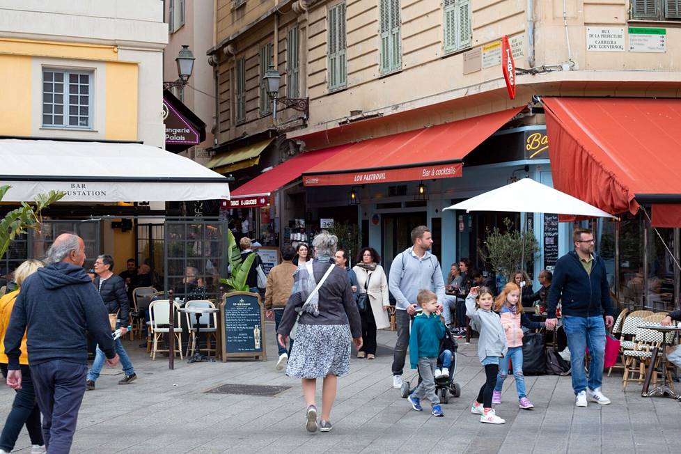 Nizzan kaupunki on Macronin kannatusaluetta, vaikka ympäristössä Etelä-Ranskassa on paljon Le Penin vahvoja alueita.