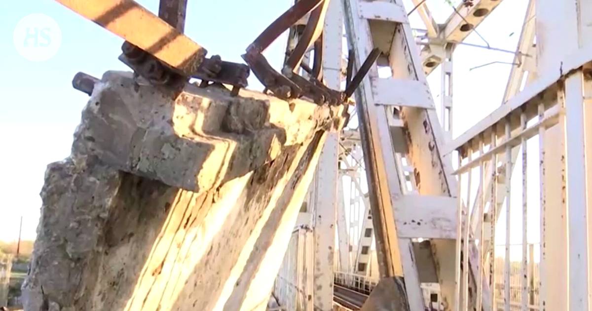 Russia destroyed the railway bridge in the estuary of the Dniester River