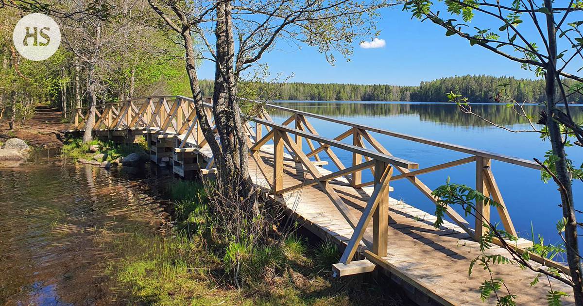 In the fairytale-like Liesjärvi National Park, you can stay in the primeval forest and marvel at the life of a traditional farm – Matka