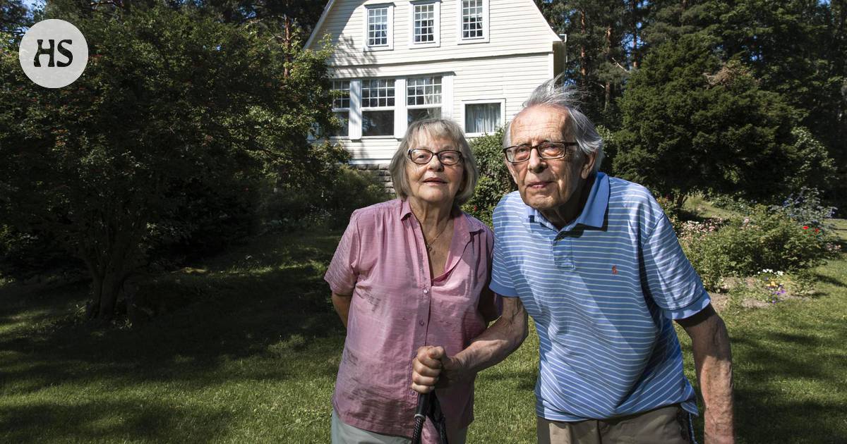 Iris Hagert, 81, ja Ulf Hagert, 88, ovat yksiä harvoista Vartiosaaren  ympärivuotisista asukkaista – Postit ja ruoat haetaan soutuveneellä - Koti  