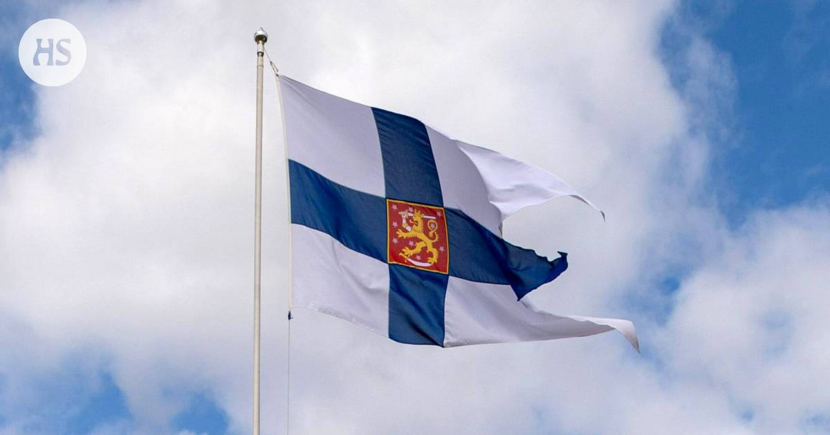 Puolustusvoimien juhlallisuudet alkavat kielekkeisen valtiolipun  saapumisella, paraati järjestetään tänä vuonna Helsingissä - Kaupunki |  