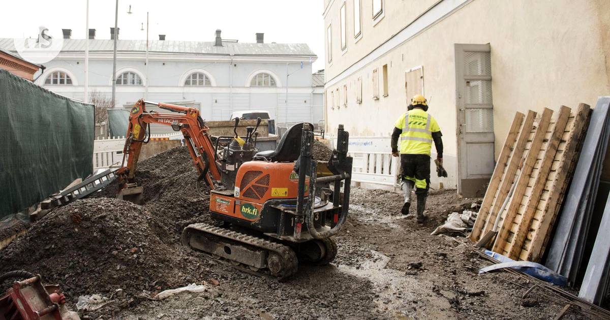 Helsingin toiseksi vanhimman talon metriset kiviseinät painoivat rakennusta  maahan, kunnes alkoi yllätyksellinen urakka - Kaupunki 