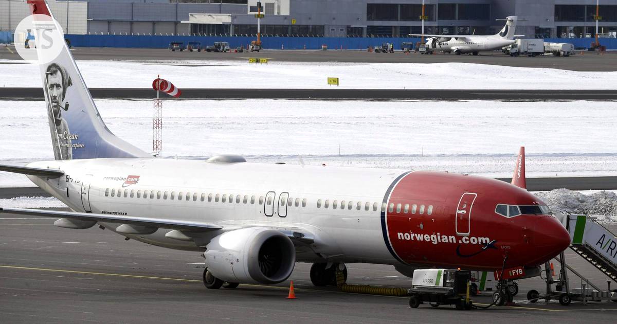 Norwegian lensi lentokiellossa olleen koneen pois Kittilän kentältä -  Kotimaa 