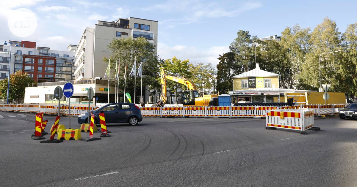 Järvenpäälle jäi taas käsiin uusi keskeneräinen työmaa – rakentaja meni  konkurssiin, keskustan liikenneympyrän tilalla on monttuja - Järvenpää |  