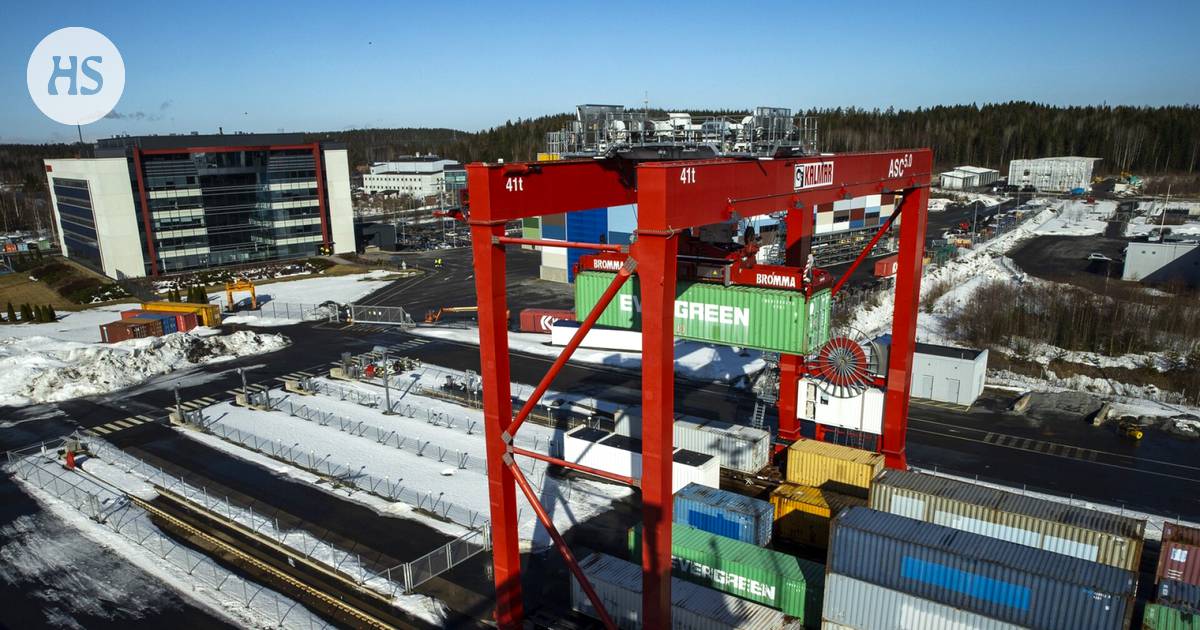 Cargotec splits in two on Helsinki Stock Exchange: Kalmar falls, Cargotec climbs