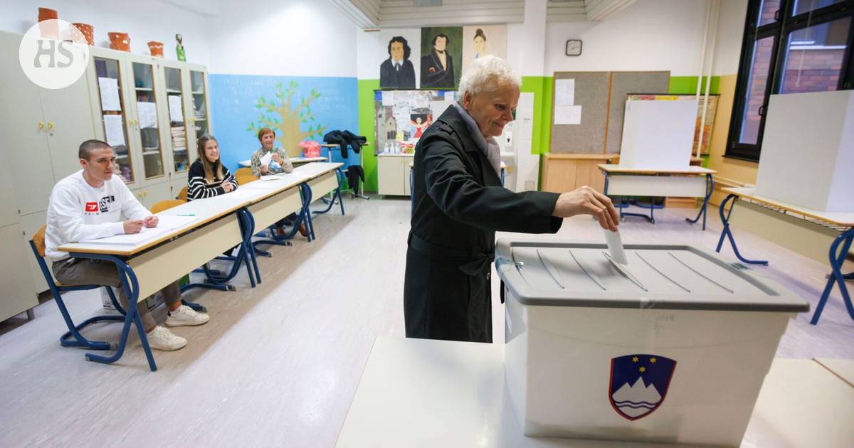 Logar and Pirc Musar advancing to the second round of the Slovenian presidential election