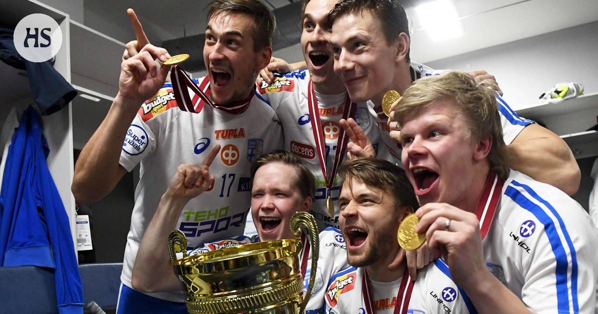 Suomi kaatoi Ruotsin salibandyn MM-loppuottelussa  rangaistuslaukauskilpailussa – ”Nyt juhlitaan ja huolella juhlitaankin!” -  Urheilu 