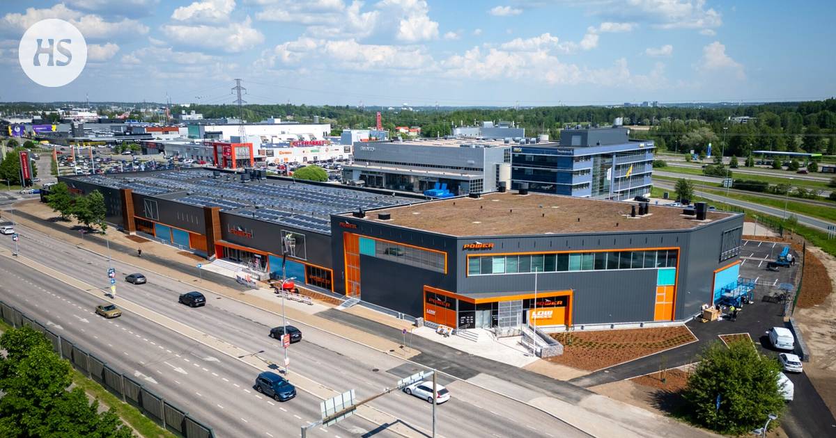 How the CEO explains Power’s opening of a large store in Tammisto, Vantaa, and the possibility of job cuts for hundreds